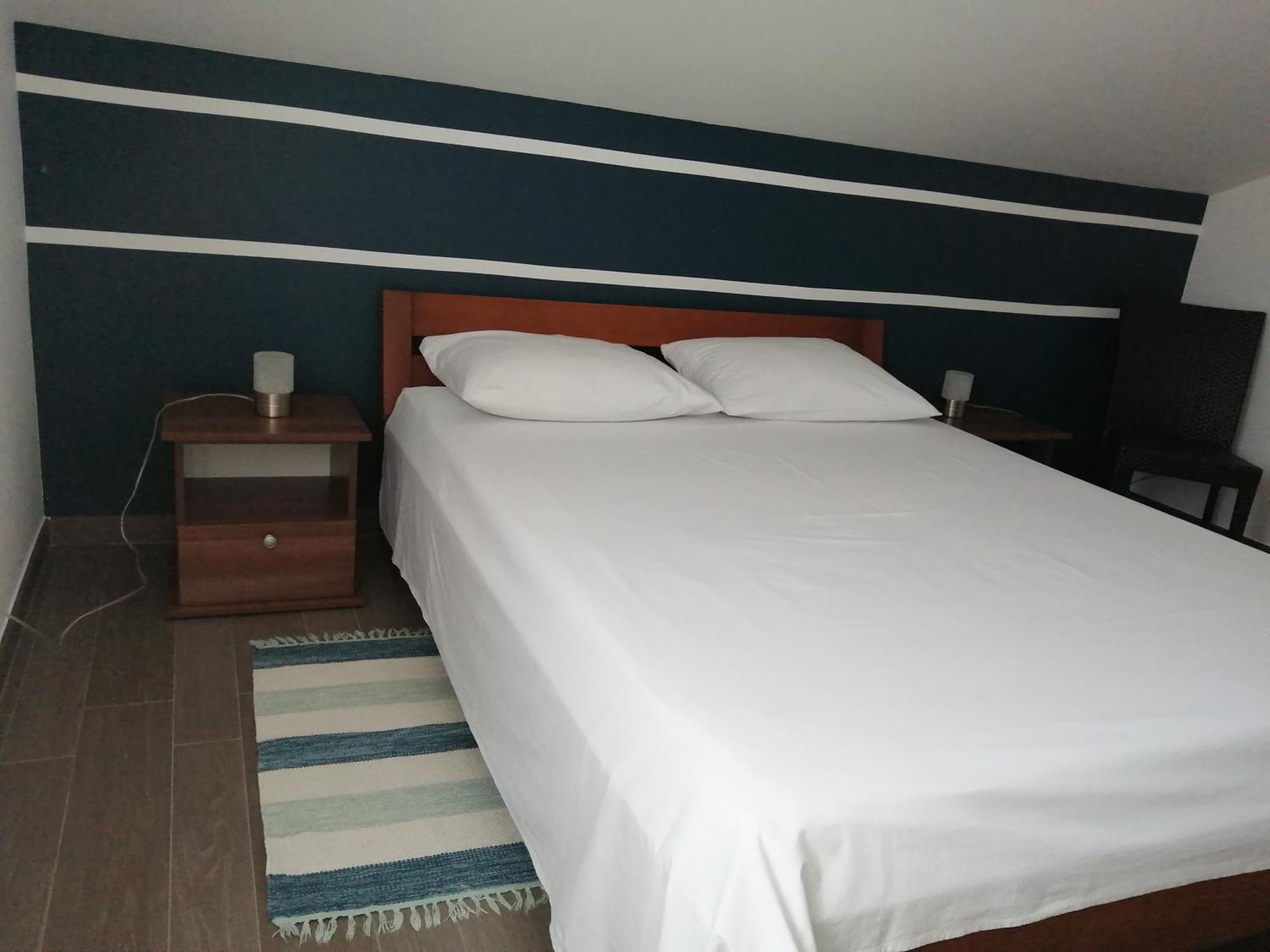 Villa Luce Apartment House คาร์โลบัก ภายนอก รูปภาพ