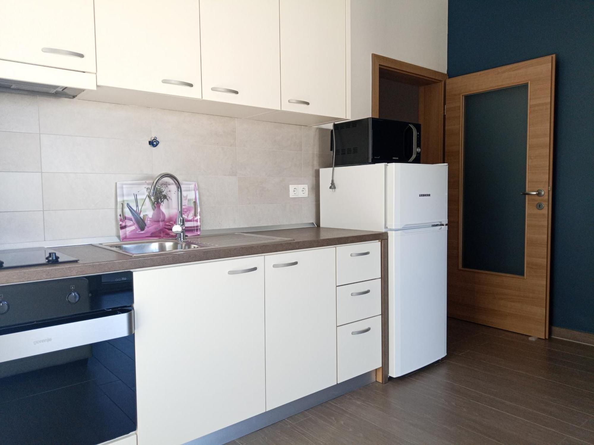 Villa Luce Apartment House คาร์โลบัก ภายนอก รูปภาพ